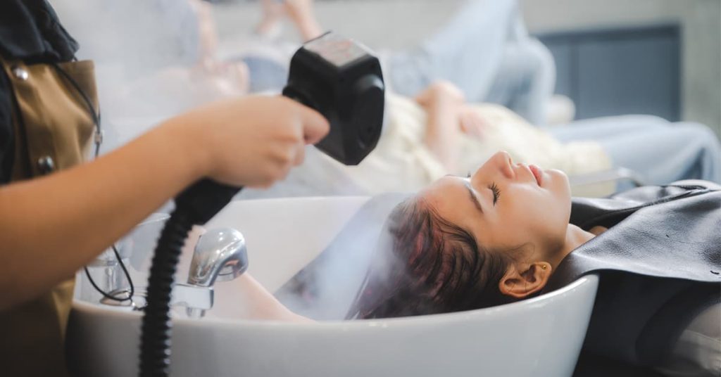 Top Beauty Parlour for Hair Spa in Gorakhpur