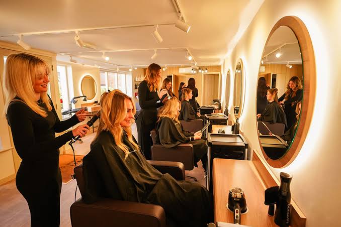 Hair Salon in Gorakhpur